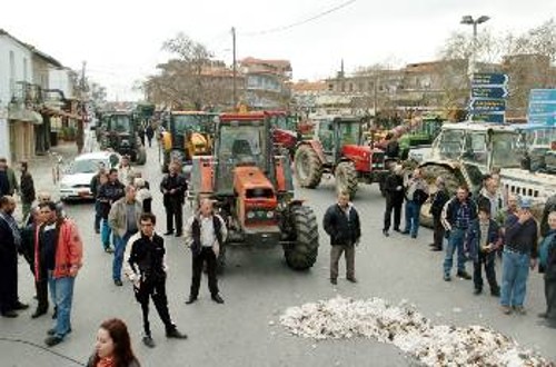 Αποψη από την κινητοποίηση των βαμβακοπαραγωγών της Θεσσαλονίκης, τις μέρες των γιορτών