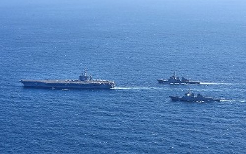 Το «USS Vinson» στα πρόσφατα γυμνάσια