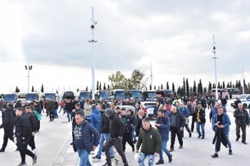 Στο ΟΑΚΑ, όπου στάθμευσαν όλα τα λεωφορεία