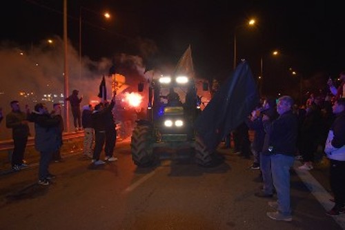 Καρδίτσα - Μπλόκο Ε65: Οι αγρότες επιστρέφουν από το συλλαλητήριο