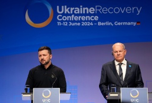 Ο Γερμανός καγκελάριος με τον Ουκρανό Πρόεδρο στη διεθνή διάσκεψη για τις επενδυτικές «ευκαιρίες» των μονοπωλίων στην Ουκρανία