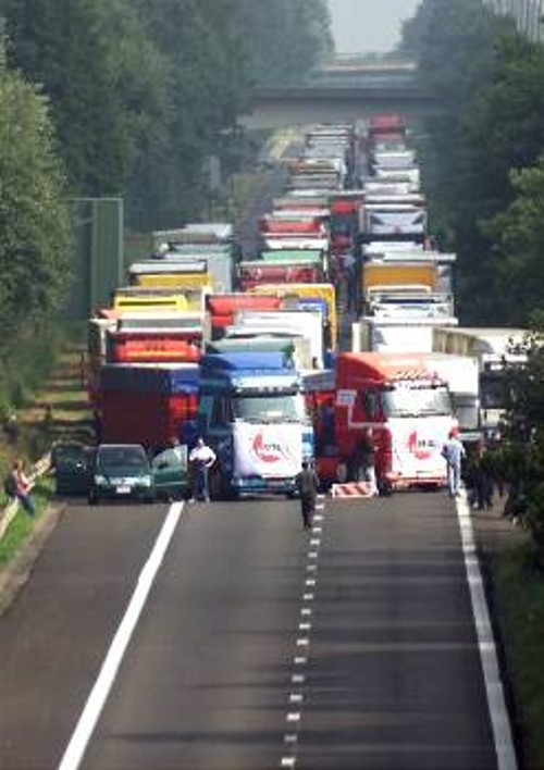 Αποκλεισμός δρόμου στο Ααχεν της Γερμανίας