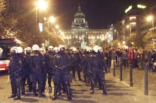 Αστυνομοκρατία στην Τσέχικη πρωτεύουσα