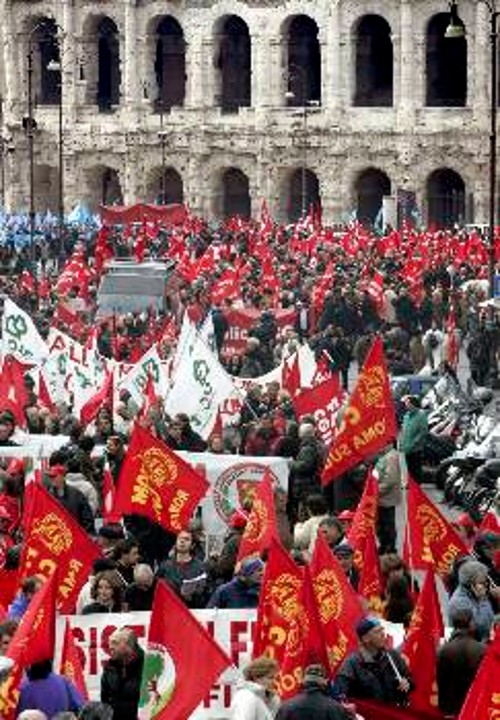 Διαδήλωση εργαζομένων στη Ρώμη, ενάντια στην οικονομική πολιτική