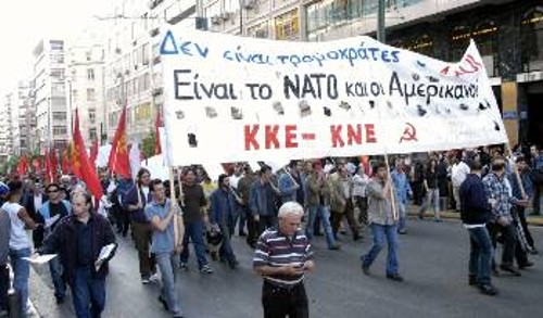 Η πρώτη πικετοφορία το απόγευμα της Δευτέρας του Πάσχα μετατρέπεται σε διαδήλωση