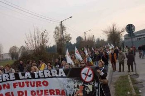 Από πρόσφατη κινητοποίηση έξω από τη βάση