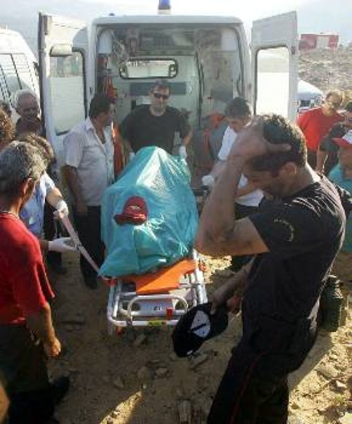 Οι νεκροί πυροσβέστες στο Ρέθυμνο το 2007 (φωτ.) και ο νέος νεκρός στο Ηράκλειο δείχνουν με τον πιο τραγικό τρόπο την αναγκαιότητα για δημιουργία Μονάδας Εγκαυμάτων στο νησί