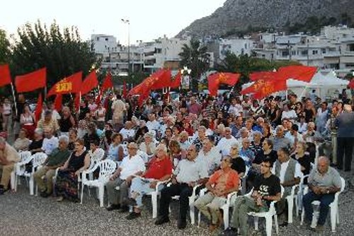 Η συγκέντρωση του ΚΚΕ στη Σαλαμίνα