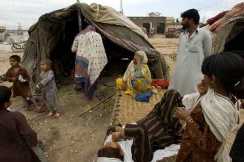 Στο Πακιστάν η φτώχεια έχει πάρει τεράστιες διαστάσεις