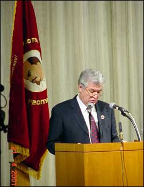 Ο εκλεγμένος Πρόεδρος της Δημοκρατίας της Μολδαβίας και ΓΓ του Κόμματος των Κομμουνιστών της Δημοκρατίας της Μολδαβίας, Βλαντιμίρ Βορόνιν, στο βήμα του συνεδρίου