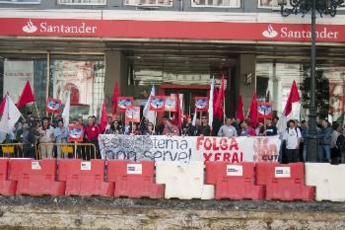 Εκατομμύρια εργάτες ανταποκρίθηκαν στο κάλεσμα της ΠΣΟ, από την Ισπανία...