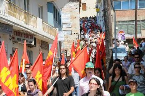 Από την πορεία στους δρόμους της Καστοριάς