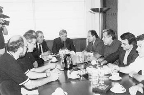 Γιαννίτσης, Πολυζωγόπουλος, Μανώλης, Καλύβης και λοιποί στο τραπέζι της μεγάλης σφαγής