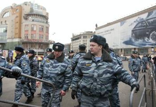 Οι ειδικές δυνάμεις της Ρωσίας αποκλείουν το Μετρό, μετά τις εκρήξεις των βομβών