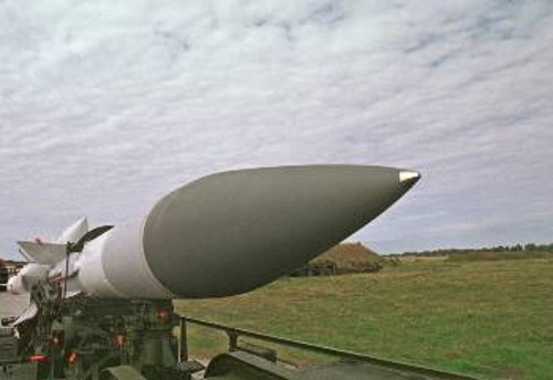 Αντιαεροπορικός πύραυλος «S-200». Ουκρανός αξιωματούχος είπε πως το πιθανότερο είναι ένας τέτοιος να κατέρριψε το «Τουπόλεφ»