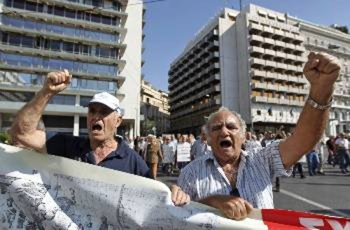 Από παλιότερη κινητοποίηση των συνταξιούχων στην Αθήνα