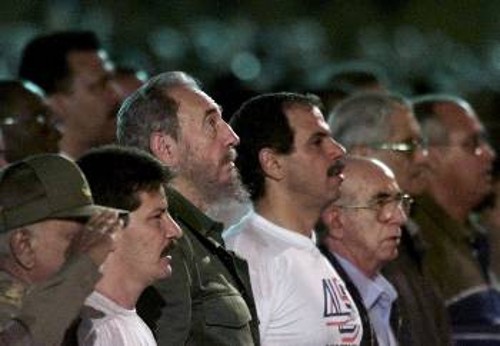 Ο Φ. Κάστρο σε τελετή για την επανάσταση της Κούβας
