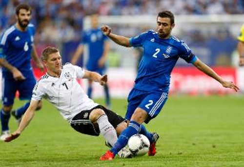 Η Εθνική δεν μπόρεσε να κοντράρει τη Γερμανία και αποχαιρέτησε το Euro 2012