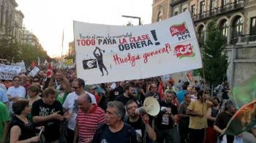 Από τις πρόσφατες διαδηλώσεις του ισπανικού λαού ενάντια στα μέτρα λιτότητας