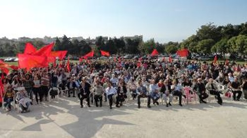 Στιγμιότυπο από τη μαζική εκδήλωση