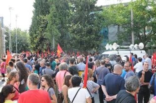 Από τη διαδήλωση της ΚΟ Αττικής του ΚΚΕ, πέρσι τον Ιούλη, έξω από την Ουκρανική Πρεσβεία στην Αθήνα