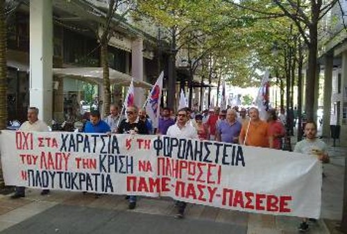 Από την πορεία σε κεντρικό δρόμο της πόλης