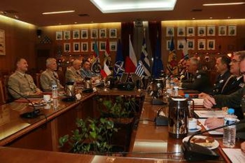 Στιγμιότυπο από τις επαφές του νεοεκλεγέντος προέδρου της Στρατιωτικής Επιτροπής της λυκοσυμμαχίας στην Αθήνα