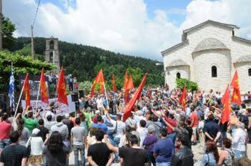 Η συγκέντρωση στη Μεσούντα