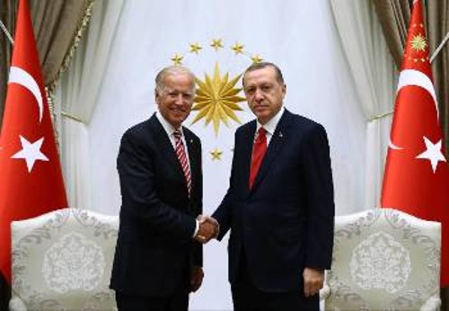 Από συνάντηση Ερντογάν - Μπάιντεν τον Αύγουστο του 2016, όταν ο δεύτερος ήταν αντιπρόεδρος των ΗΠΑ