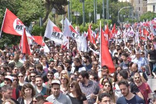 Εντονη η παρουσία σπουδαστών και φοιτητών κάτω από τις σημαίες του Μετώπου Αγώνα Σπουδαστών