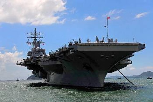 H συμμετοχή του «USS Ronald Reagan» (φωτ.) είναι ενδεικτική της κινητοποίησης των αμερικανικών Ενόπλων Δυνάμεων