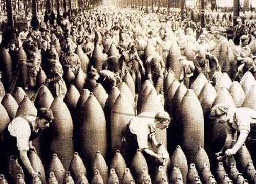Εργοστάσιο κατασκευής οβίδων κατά τη διάρκεια του Α' Παγκοσμίου ιμπεριαλιστικού Πολέμου