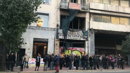 Από τη χτεσινή συμβολική κατάληψη των γραφείων του ΕΤΕΑΕΠ