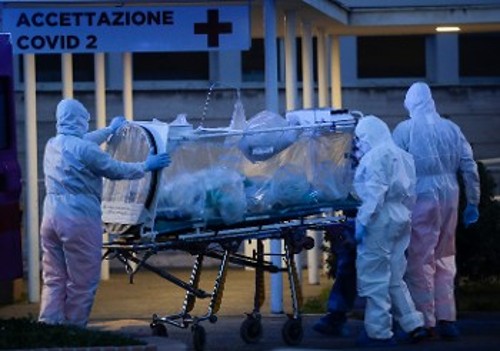 Νοσοκομείο στη Ρώμη δέχεται ασθενείς με κορονοϊό