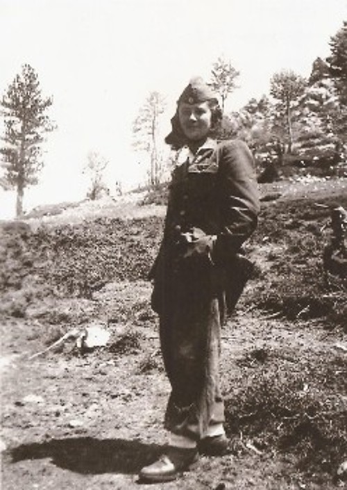 Η Μαρία Παππά με τη στολή του ΔΣΕ