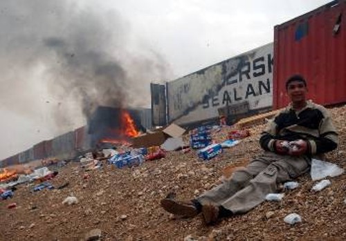 Το τρένο με προμήθειες για τις κατοχικές δυνάμεις έχει δεχτεί επίθεση από την ιρακινή αντίσταση