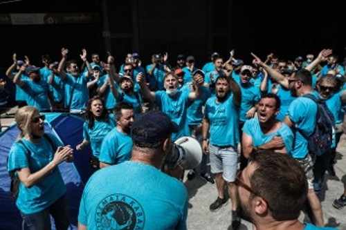 «Στο πόδι» σηκώνουν το κέντρο της Αθήνας οι εργαζόμενοι της ΒΦΛ