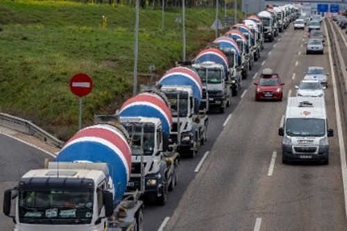 Από την απεργία των φορτηγατζήδων στην Ισπανία