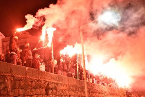 Αντιπολεμικό συλλαλητήριο ενάντια στην έλευση του γαλλικού αεροπλανοφόρου «Σαρλ Ντε Γκολ» στον Πειραιά