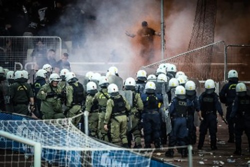 Τα επεισόδια στον τελικό Κυπέλλου τον περασμένο Μάη ανέδειξαν πως για μια ακόμη φορά τα όποια κυβερνητικά μέτρα για τη βία δεν αγγίζουν την ουσία του προβλήματος