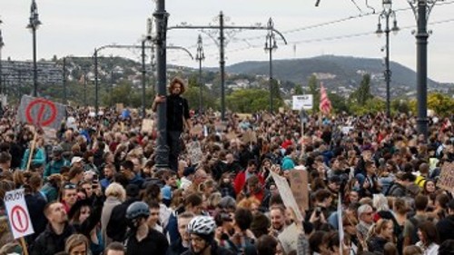 Από τις πανεκπαιδευτικές κινητοποιήσεις στην Ουγγαρία